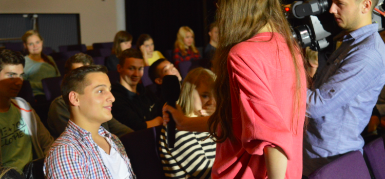 17.10.2014r. Warsztaty edukacyjne dla młodzieży – Zrozumieć media 17.10.2014r. Warsztaty edukacyjne dla młodzieży – Zrozumieć media