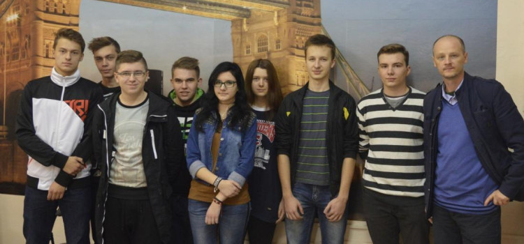 Rudzka młodzież zdobywa doświadczenie zawodowe za granicą Rudzka młodzież zdobywa doświadczenie zawodowe za granicą