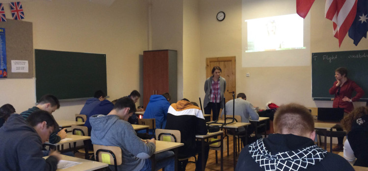 W poniedziałek 7.12.2015 r. w szkole odbyły się mikołajkowe konkursy W poniedziałek 7.12.2015 r. w szkole odbyły się mikołajkowe konkursy