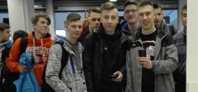 IV Grupa uczniów już w Portsmouth !!! IV Grupa uczniów już w Portsmouth !!!