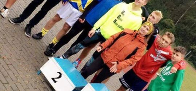 Świetny występ naszej drużyny w biegach przełajowych: 2 miejsce!!! Świetny występ naszej drużyny w biegach przełajowych: 2 miejsce!!!