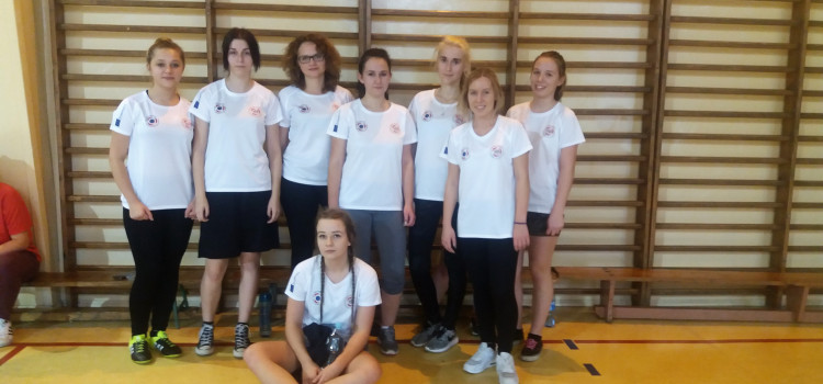 Zawody w koszykówce dziewcząt 15.12.2016 w ZSO nr 4 w Rudzie Śląkiej Zawody w koszykówce dziewcząt 15.12.2016 w ZSO nr 4 w Rudzie Śląkiej