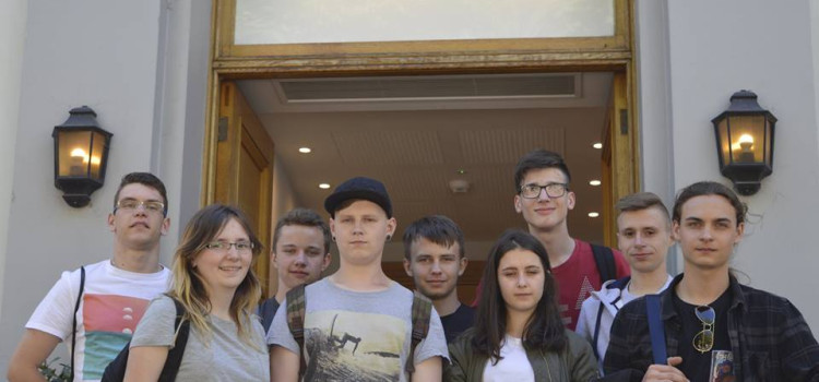 Stażyści w Portsmouth – Mixing i Mastering oraz Abbey Road Studios!!! Stażyści w Portsmouth – Mixing i Mastering oraz Abbey Road Studios!!!