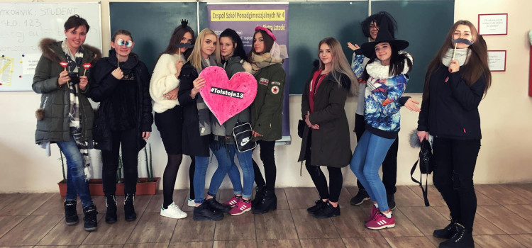 Dziś odwiedzili nas GIMNAZJALIŚCI! Dziś odwiedzili nas GIMNAZJALIŚCI!