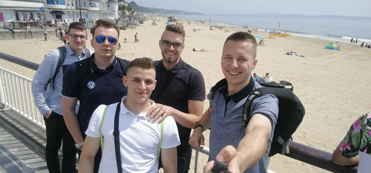 Stażyści w Bournemouth – raport z pierwszego tygodnia pobytu!!! Stażyści w Bournemouth – raport z pierwszego tygodnia pobytu!!!