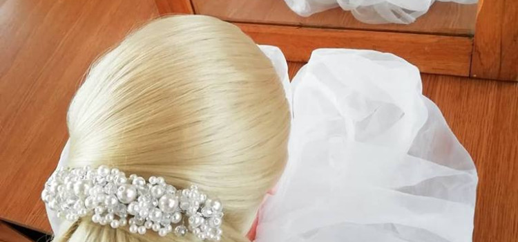 Nasza uczennica na konkursie fryzjerskim!!! Nasza uczennica na konkursie fryzjerskim!!!