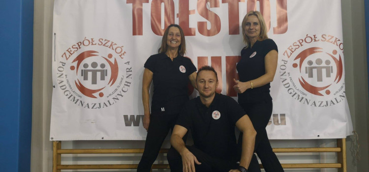 Nasi nauczyciele wf prowadzą stronę na facebook Tolstojsport.eu Nasi nauczyciele wf prowadzą stronę na facebook Tolstojsport.eu