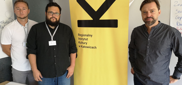 Nasza propozycja projektu edukacyjnego wygrała konkurs organizowany Regionalny Instytut Kultury w Katowicach w ramach projektu „Bardzo Młoda Kultura” Nasza propozycja projektu edukacyjnego wygrała konkurs organizowany Regionalny Instytut Kultury w Katowicach w ramach projektu „Bardzo Młoda Kultura”