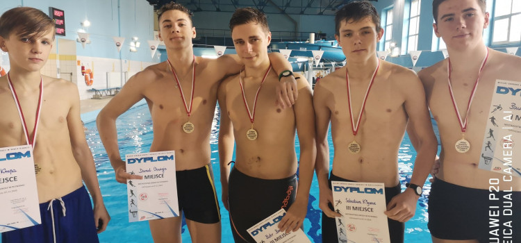 W czwartek 7.11.2019 r. na basenie w Nowym Bytomiu odbyły się Mistrzostwa Szkoły w pływaniu na dystansie 50m stylem dowolnym W czwartek 7.11.2019 r. na basenie w Nowym Bytomiu odbyły się Mistrzostwa Szkoły w pływaniu na dystansie 50m stylem dowolnym