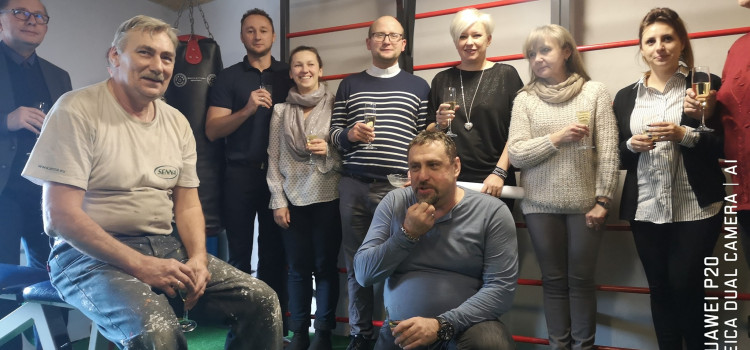 Zespół Szkół nr 4 w Rudzie Śląskiej wzbogacił się o siłownię Zespół Szkół nr 4 w Rudzie Śląskiej wzbogacił się o siłownię