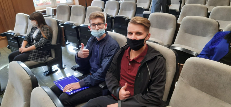 Inauguracyjne posiedzenie nowo wybranej Młodzieżowej Rady Miasta Inauguracyjne posiedzenie nowo wybranej Młodzieżowej Rady Miasta