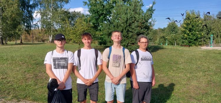 Akcja ekologiczna pod hasłem „Sprzątanie Świata łączy ludzi” Akcja ekologiczna pod hasłem „Sprzątanie Świata łączy ludzi”