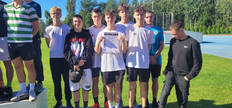 Sztafeta męska 4×100 m zajęła wysokie III Miejsce w Finale Miejskim Sztafeta męska 4×100 m zajęła wysokie III Miejsce w Finale Miejskim