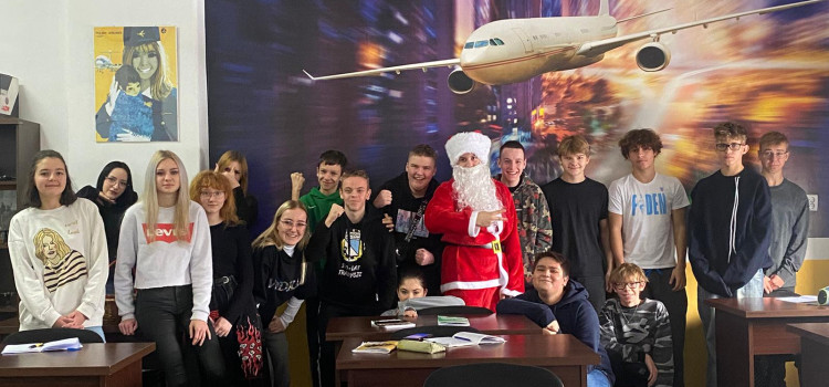 W naszej szkole również zagościł Święty Mikołaj W naszej szkole również zagościł Święty Mikołaj