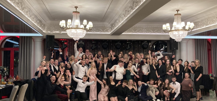 Studniówka 2024 r. Studniówka 2024 r.