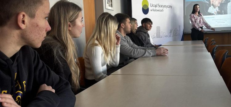 18 marca grupa uczniów Naszej Szkoły odbyła jednodniową praktykę w Urzędzie Statystycznym w Katowicach 18 marca grupa uczniów Naszej Szkoły odbyła jednodniową praktykę w Urzędzie Statystycznym w Katowicach