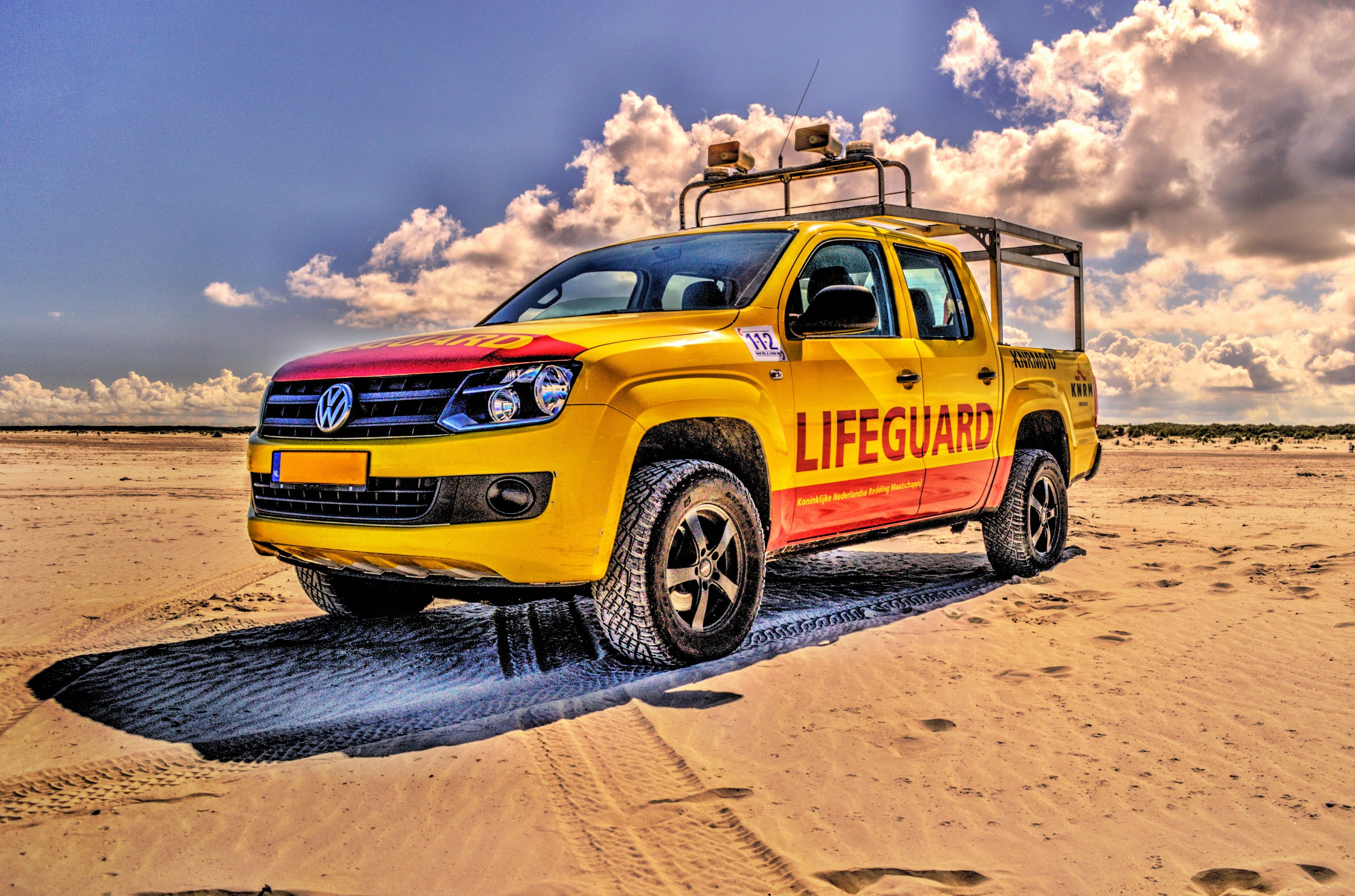 beach-holiday-clouds-lifeguard